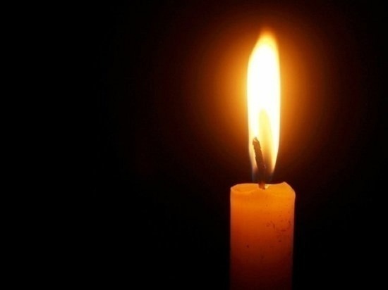 Под Новосибирском похоронили 17-летнюю девушку, которую убил её брат