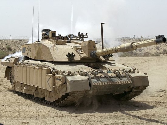 Американский разведчик Риттер предрек уничтожение танков Challenger 2 на Украине