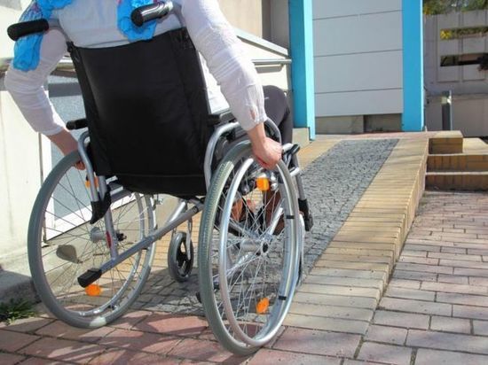 В Башкирии чиновников обязали установить пандус в доме инвалида-колясочника