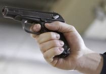 Пассажир попал себе в ногу
