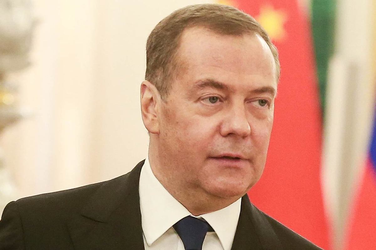 Medvedev spoke about the bribe of Americans to the ICC, which issued a warrant for the arrest of Putin