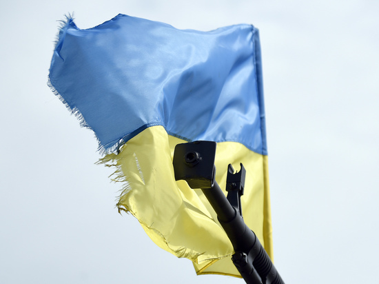 В селе Пникут Львовской области демонтировали фигуру скорбящей матери и памятник советским войнам