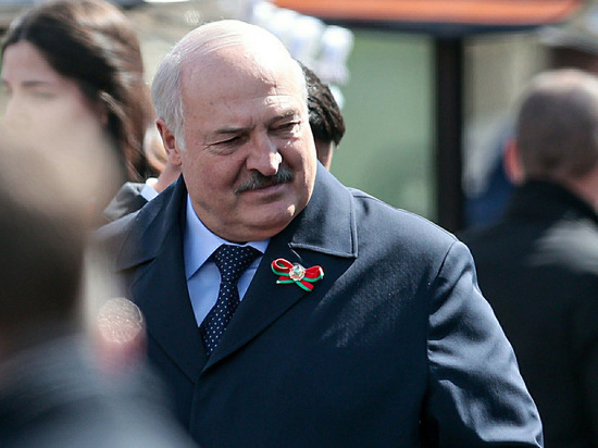 В окружении Лукашенко утверждают, что у него грипп