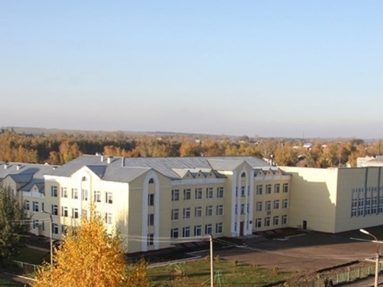 В Колпнянском районе отремонтируют лицей