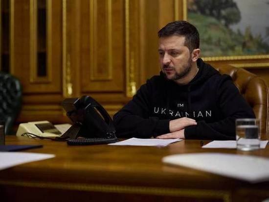 Германия пообещала Зеленскому новой военной помощи на три миллиарда