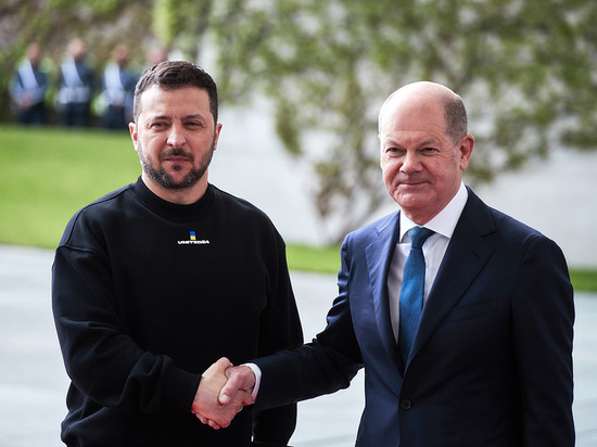 Президент Украины Зеленский в Берлине поблагодарил немцев за военную помощь