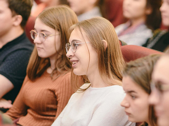 В рамках молодежного акселератора «Округа.Вузы» молодые москвичи вместе с опытными наставниками реализуют стартапы