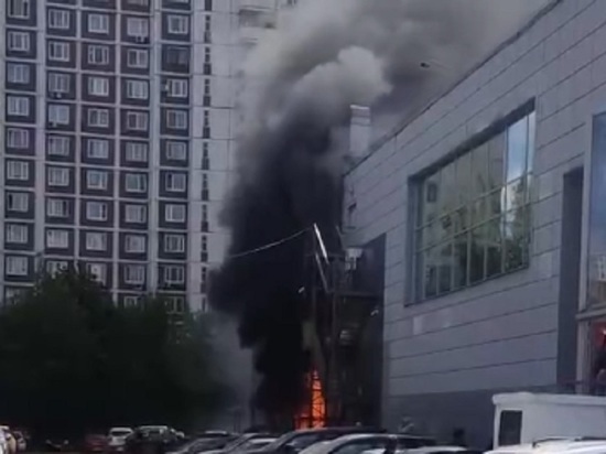 «Слышали хлопок, потом дым»