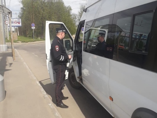 В Костромской области ГИБДД проверила соблюдение безопасности перевозчиками
