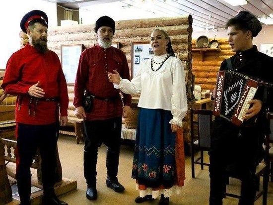 В МВЦ Серпухова прозвучали песни казаков