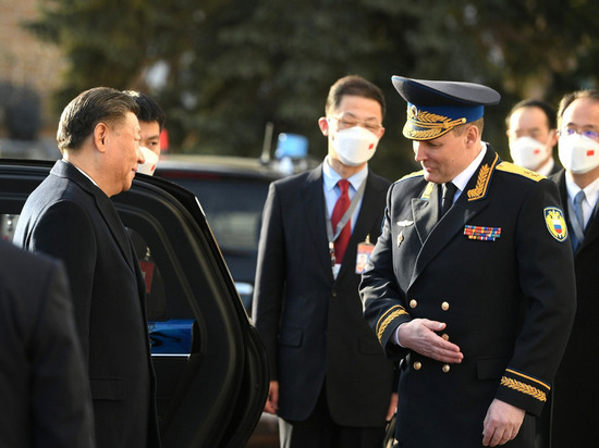 Макрон сталкивается с реальностью крепких связей между Москвой и Пекином, заявил Грушко