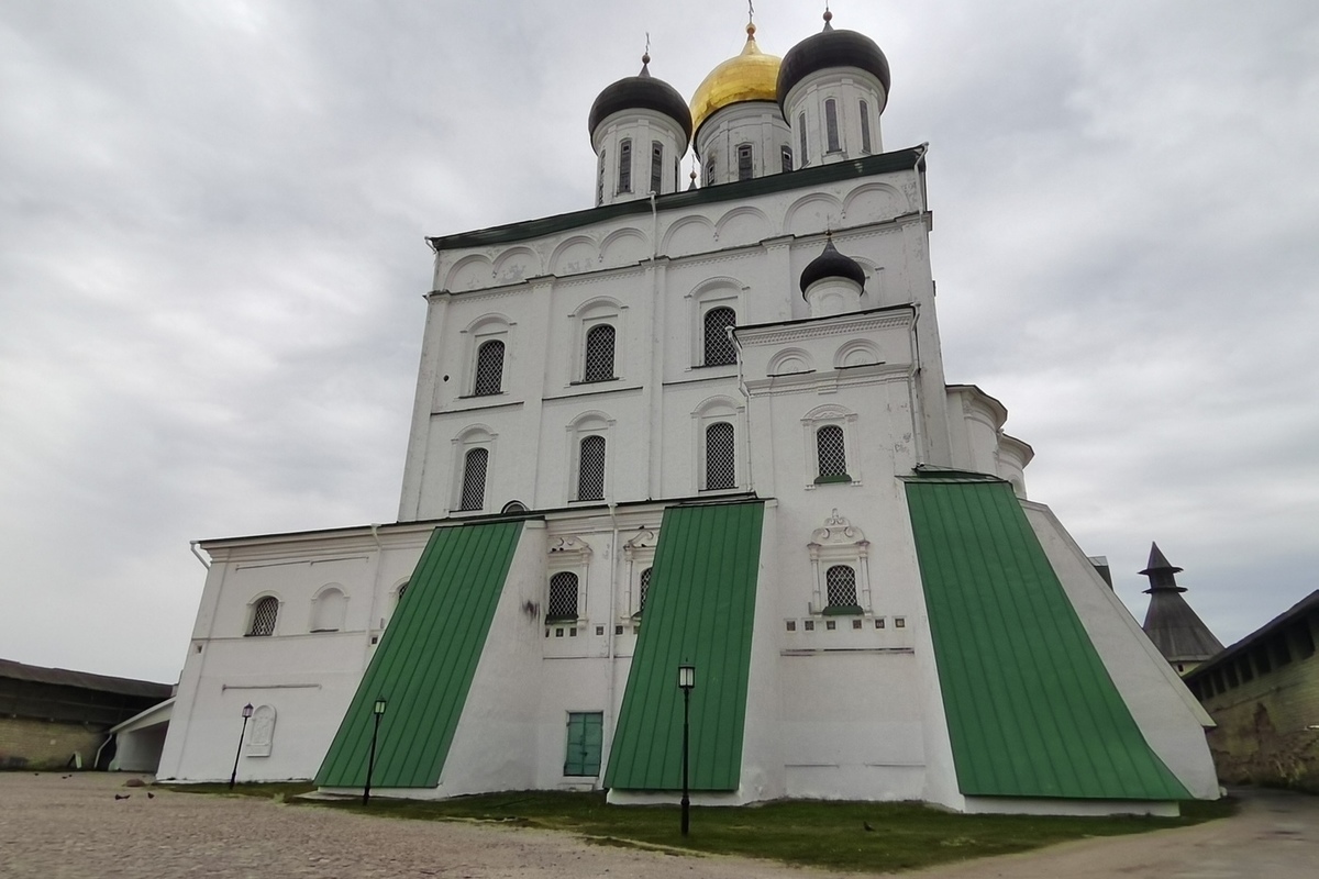 Четвертый Троицкий собор Псков