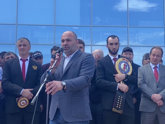 Дагестан встречает прибывших чемпионов мира по боксу