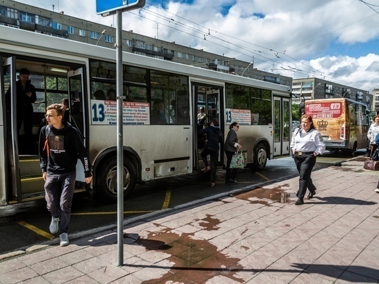 Новосибирской области выделят миллиард рублей на обновление общественного транспорта