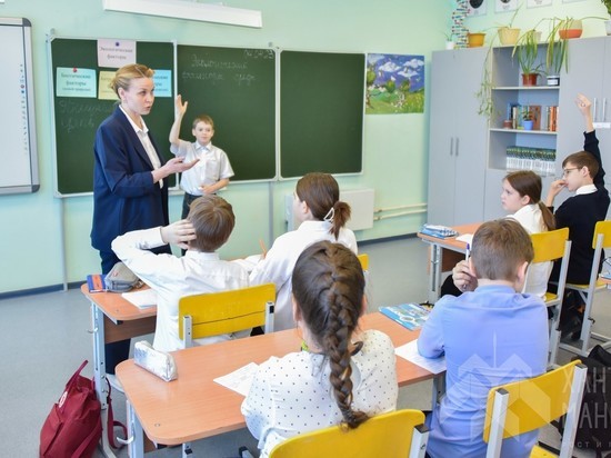 Югорские учителя поборются за место в новом сезоне телешоу «Классная Тема»