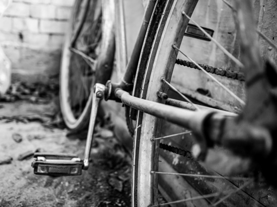 В одном из ТЦ Смоленска произошла кража велосипеда