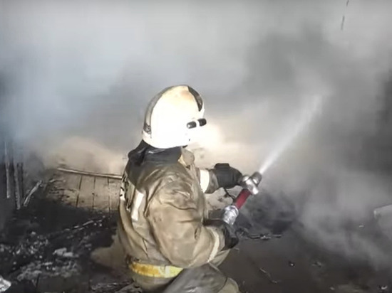 В Кировской области у многодетной семьи мобилизованного сгорел дом
