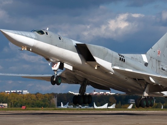 ВСУ сообщают о дальних бомбардировщиках Ту-22М3, летящих со стороны Крыма