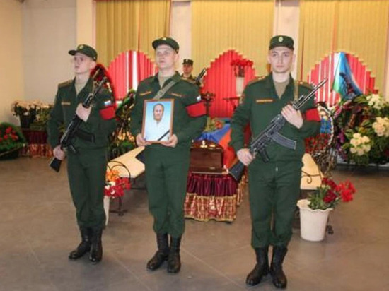 В Новосибирской области похоронили погибшего в зоне СВО бойца «Веги» Сергея Гордеева