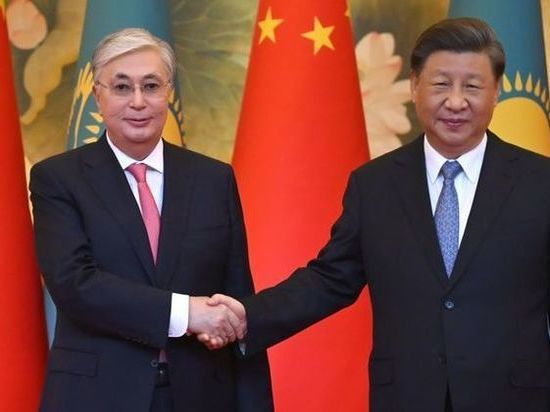 Президент Казахстана в день своего рождения прибыл с государственным визитом Китай