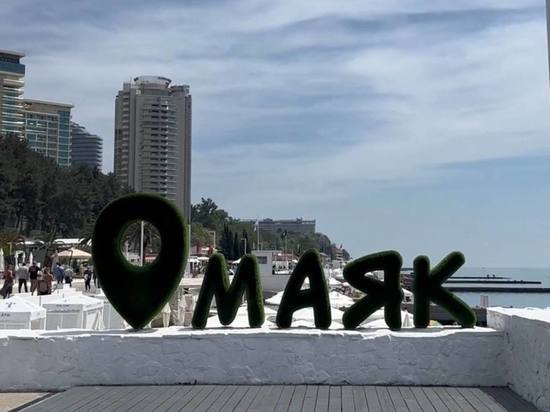 «Сочи меняется в лучшую сторону»: Вениамин Кондратьев оценил обновленную территорию пляжа «Маяк»