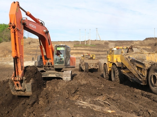 В Курском и Октябрьском районах проверили строительство двух новых дорог