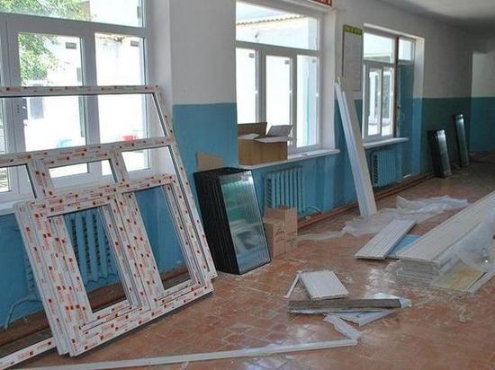 В поселке Сосновка начали ремонтировать школу и столовую