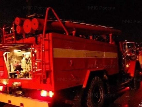 Огнеборцы спасли человека на пожаре по улице Металлургов в Брянске