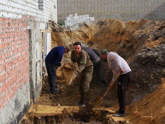 В Саратове ищут токарей и водителей на зарплату 100 тысяч рублей