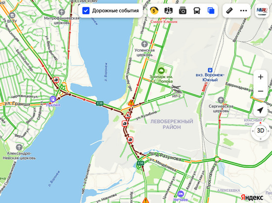 Пробка в 3,5 километра образовалась в районе Вогрэсовского моста в Воронеже