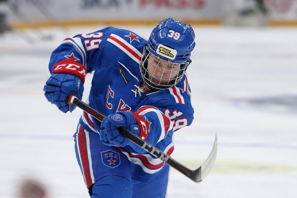 Хоккеист СКА Мичков вошел в топ-5 рейтинга драфта НХЛ