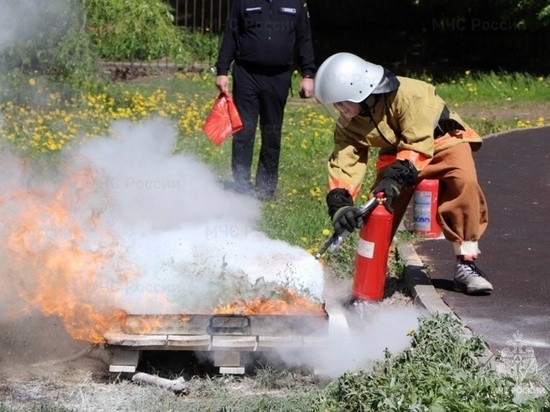 Школьники из Мытищ стали лучшими юными пожарными в Подмосковье