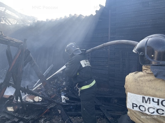Пожар в частном жилом доме потушили в Благовещенске