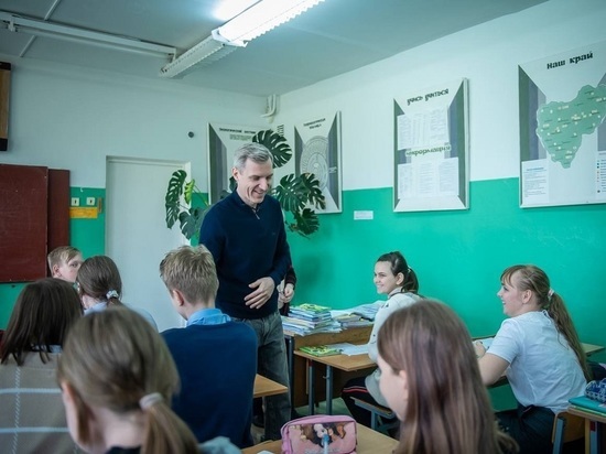 Василий Анохин рассказал о промежуточных итогах своей работы в Духовщинском районе