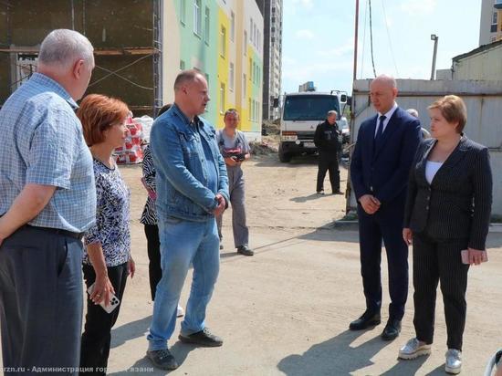 Мэр Рязани Сорокина проверила строительство детского сада в Семчине