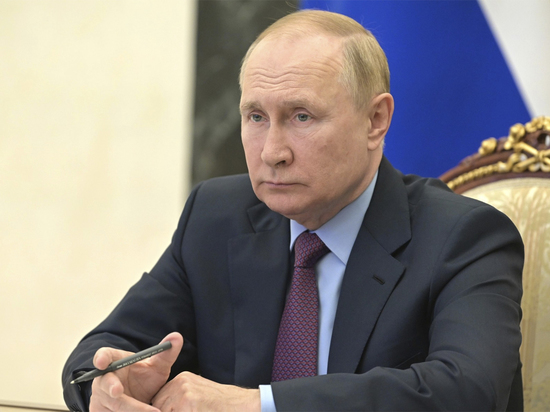 ВЦИОМ: Путину доверяют 80% россиян, его деятельность одобряют 76,4%