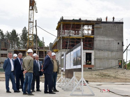 Губернатор проинспектировал строительство новых объектов в Брянске