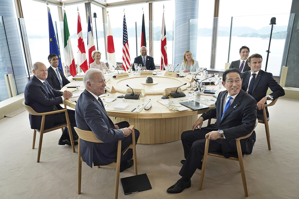 Сунак, Шольц, Макрон, Байден: довольные лица саммита G7 в Хиросиме