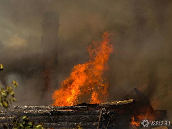 Пожар произошел в доме пожилых кузбассовцев