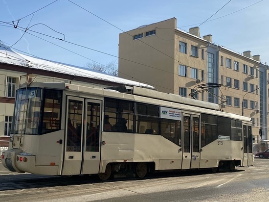 В Новосибирске 20 мая уберут трамвайные остановки на площади Труда
