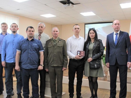 Омич получил медаль «За отвагу» за проявленное мужество на СВО