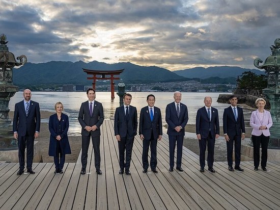 Лидеры стран G7 призвали Китай "оказать давление" на Россию