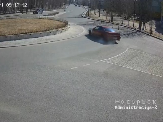 В Ноябрьске злостный любитель дрифта в центре города получил 3 штрафа
