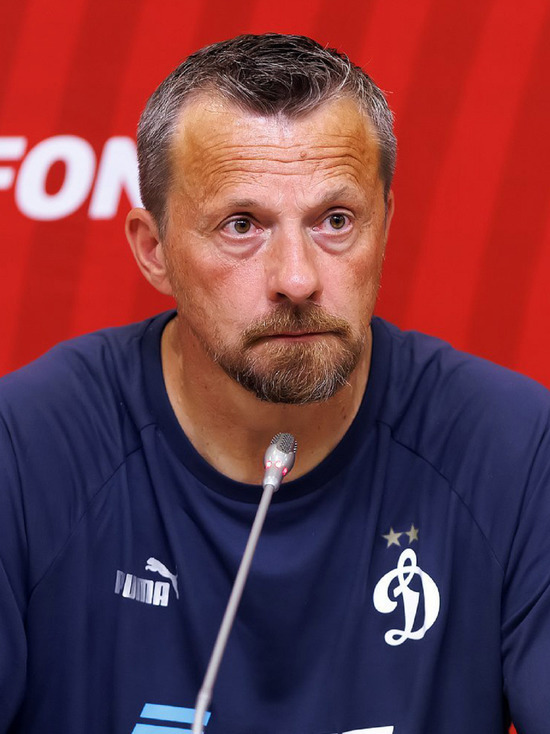 Вратарь «Динамо» Лещук обвинил бывшего тренера Йокановича в неуважении к команде