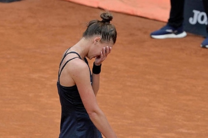 Вероника Кудерметова не смогла пробиться в финал теннисного турнира в Риме.