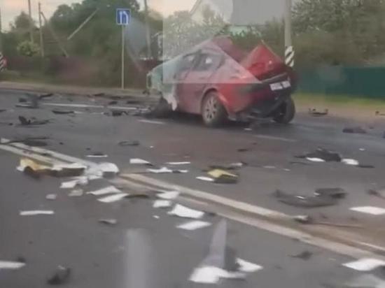 В ДТП с двумя грузовиками на трассе под Рязанью погиб 43-летний водитель Renault