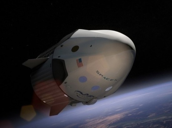 Falcon 9 запустила корабль Crew Dragon с экипажем на борту к МКС