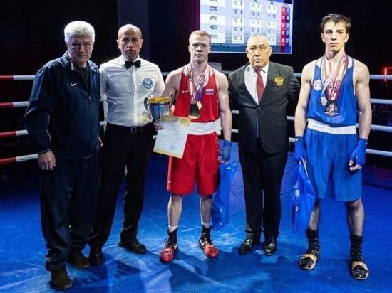 На первенстве России по боксу победу одержал спортсмен из Башкирии