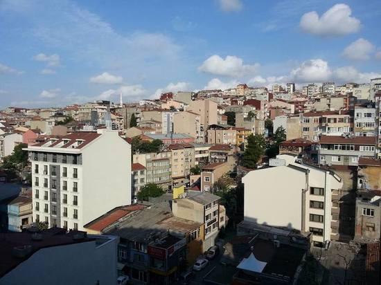 Министр Чавушоглу: в Турции не планируют полностью запрещать продажу жилья иностранцам