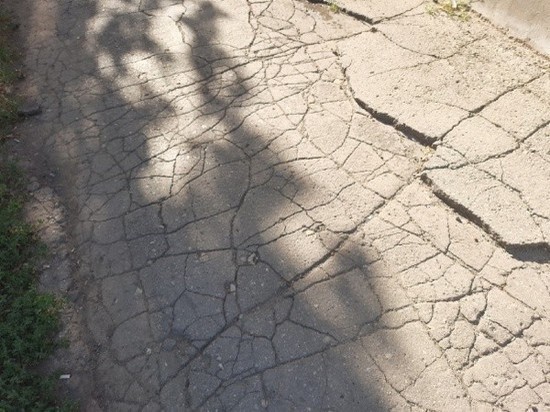 На территории йошкар-олинской горбольницы обновят дорожное покрытие